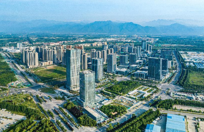 簽約項(xiàng)目114個，總投資逾1400億元，西安高新區(qū)上半年招商引資實(shí)現(xiàn)“雙過半”