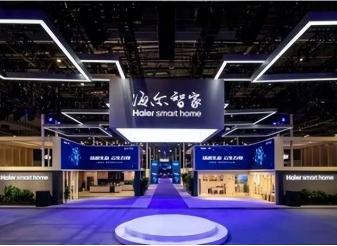 美的與海爾的數字化轉型路徑比較分析及其啟示